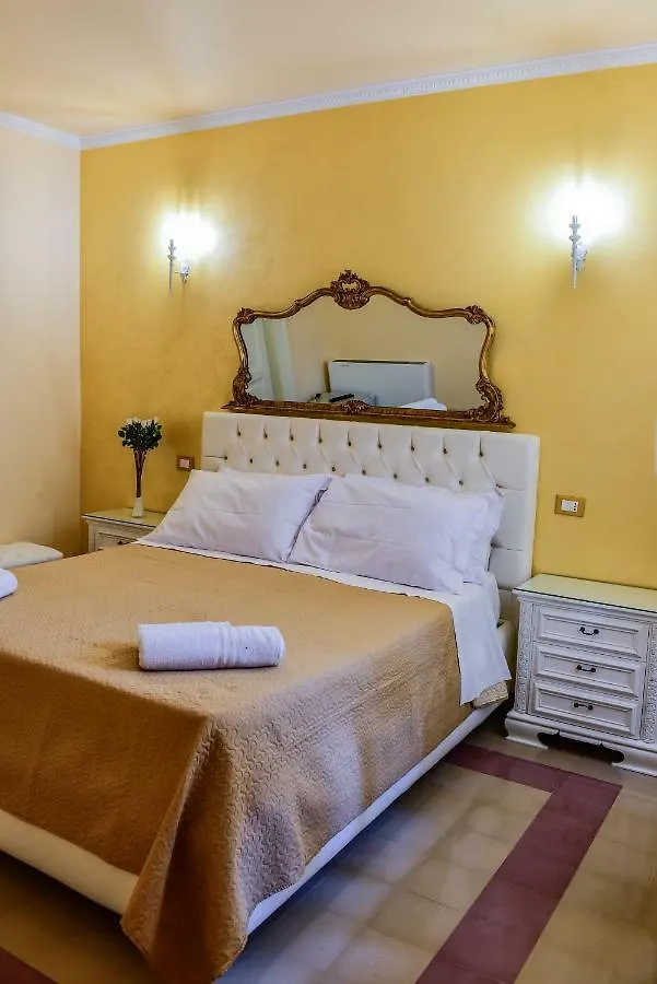 Bed and Breakfast Palazzo Degli Affreschi CTA 0*,